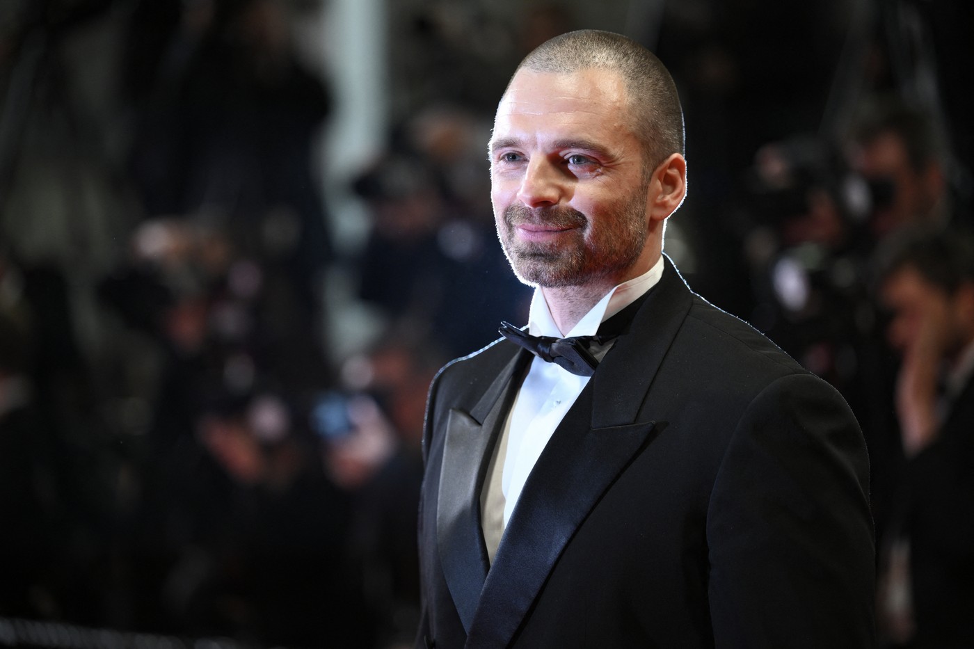 Sebastian Stan spune că noul său film l-a reconectat cu rădăcinile românești: „Am plecat într-un mod foarte haotic”