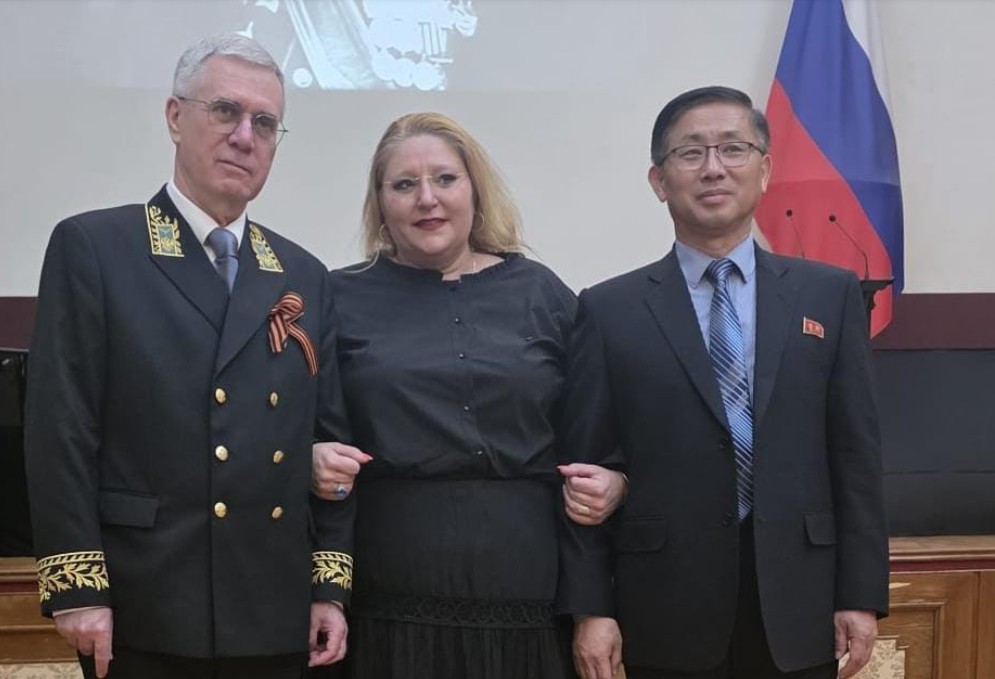 Diana Șoșoacă a mers din nou la Ambasada Rusiei. „Act de demnitate națională”, susține lidera SOS România