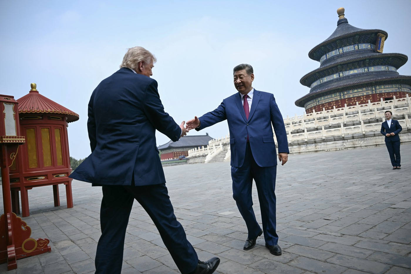 Chinezii l-au urmărit cu atenție pe Trump la Beijing și  au observat un gest care i-a făcut să se simtă bine: „O dovadă neobișnuită de respect”