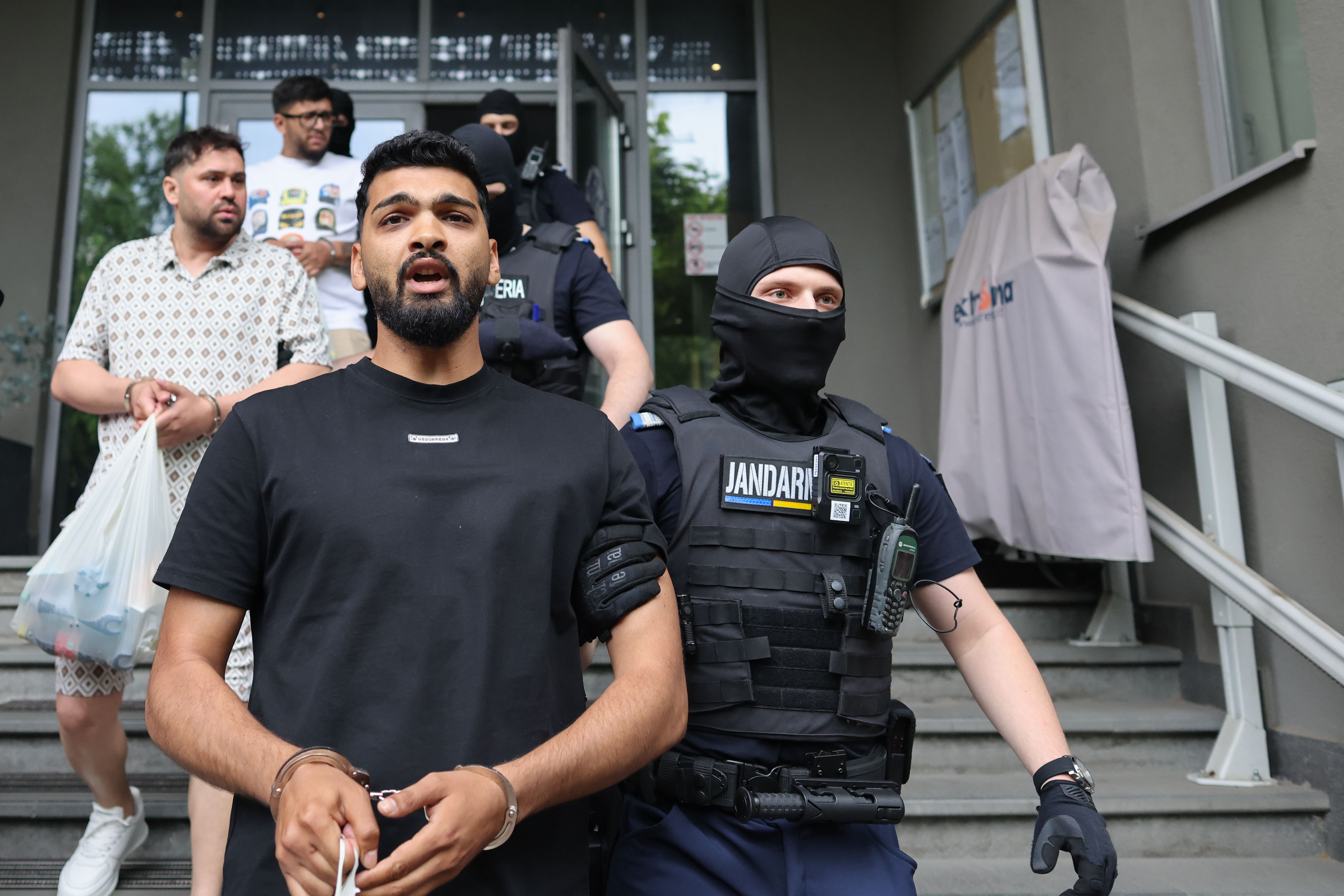 Lideri ai clanurilor Duduianu-Pian, reținuți. Sunt acuzați d