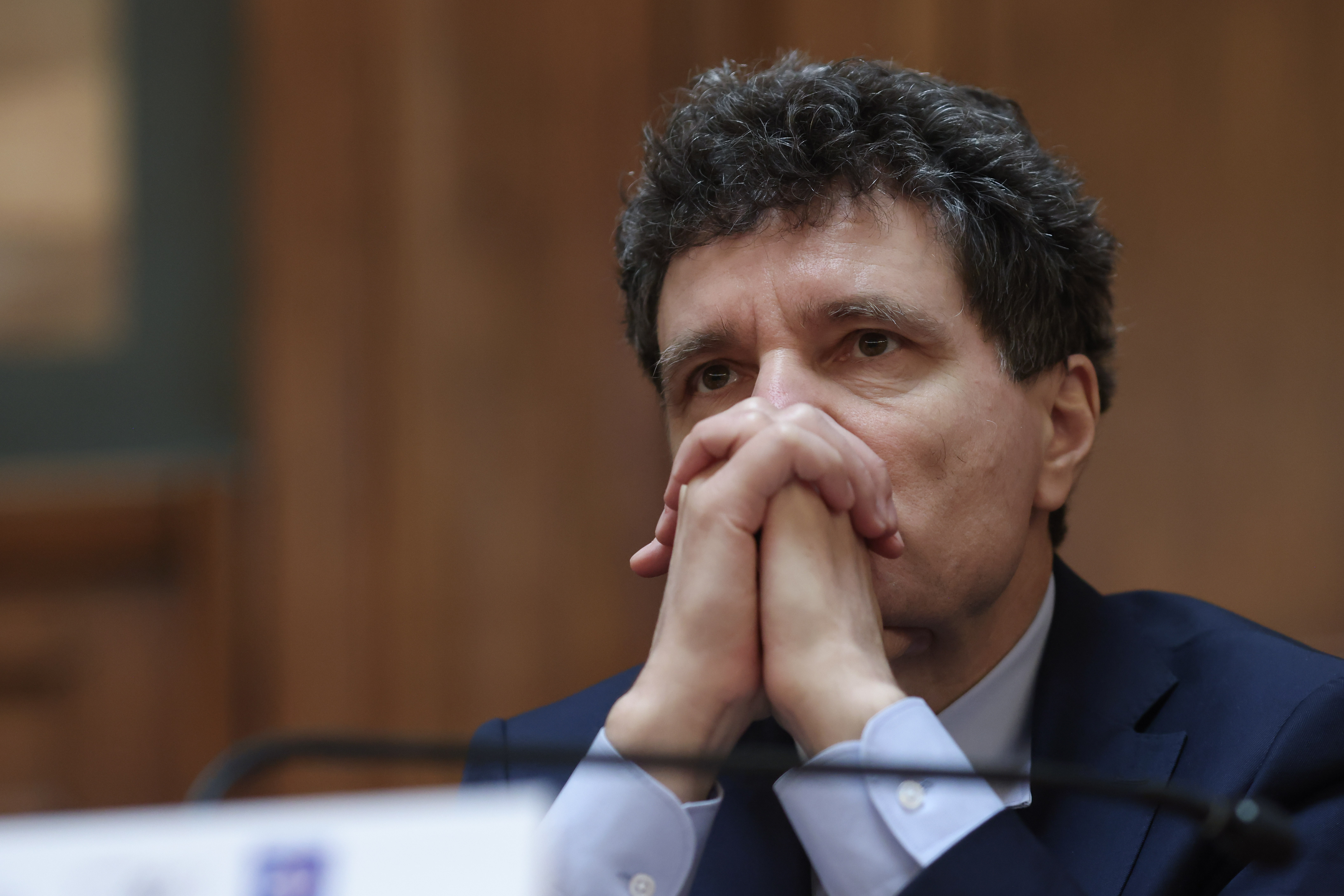 Ce urmează după respingerea guvernului Veștea