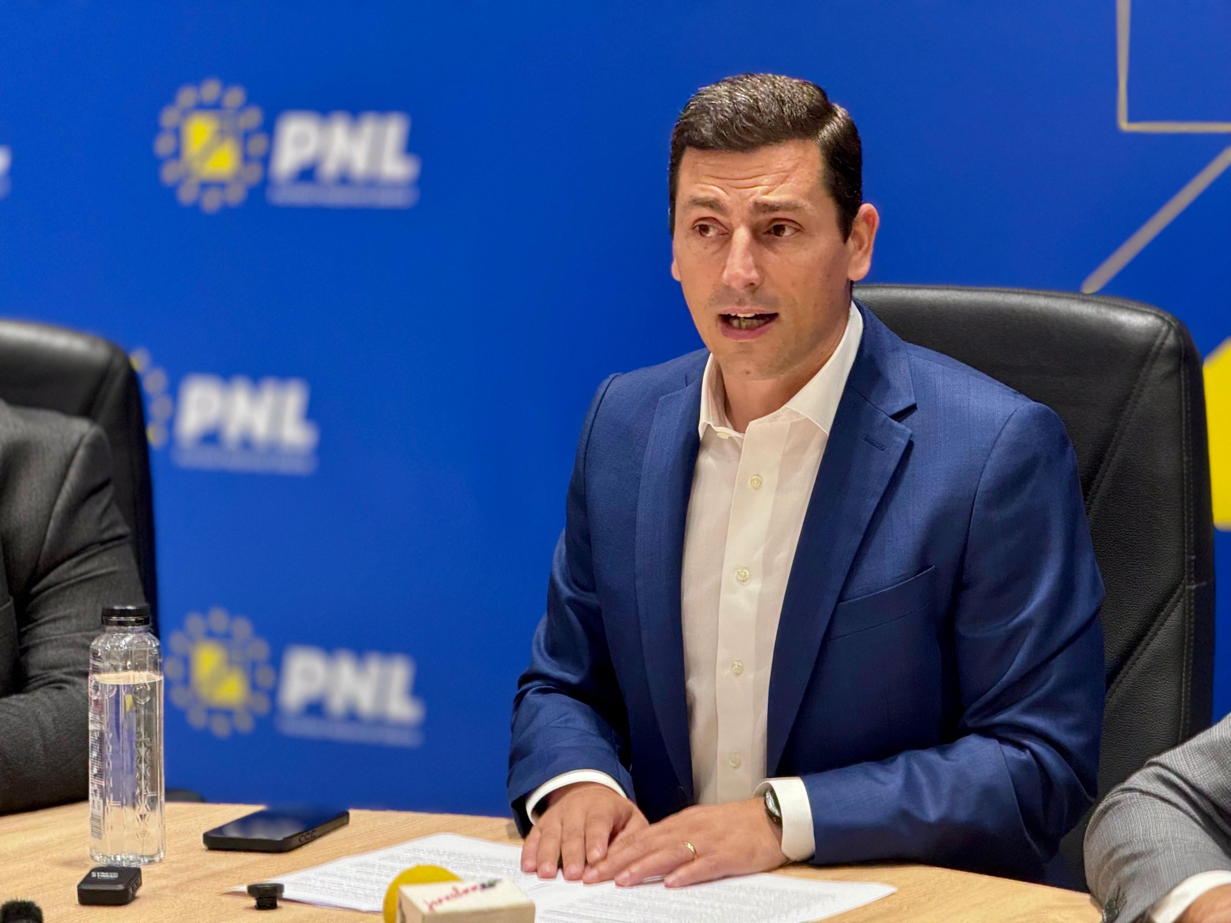 PNL, sub presiune: Contradicții și Congres Extraordinar