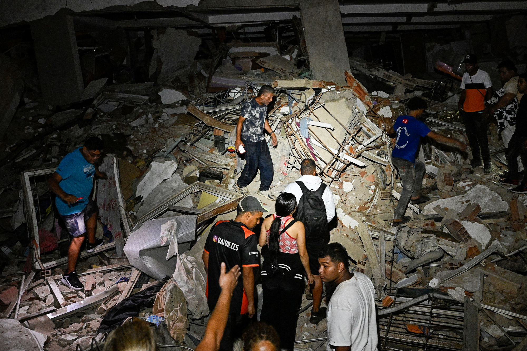 Bilanț devastator în Venezuela: Peste 900 de morți și 50.000 de dispăruți după seisme