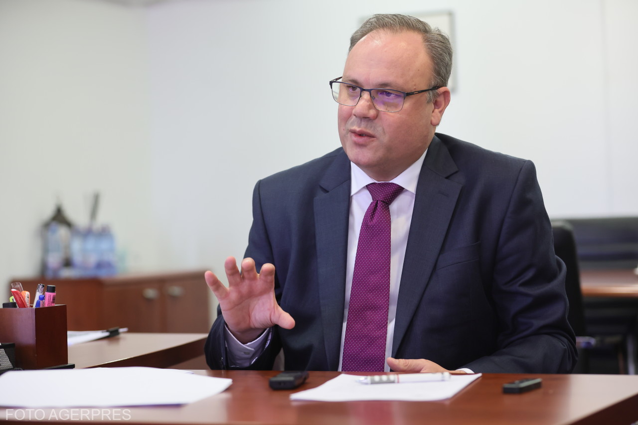 16.000 de români au mașinile asigurate RCA la o firmă bulgară care tocmai a rămas fără licență. Vicele ASF Mititelu vorbește despre „instrucțiuni” din Bulgaria privind plata daunelor