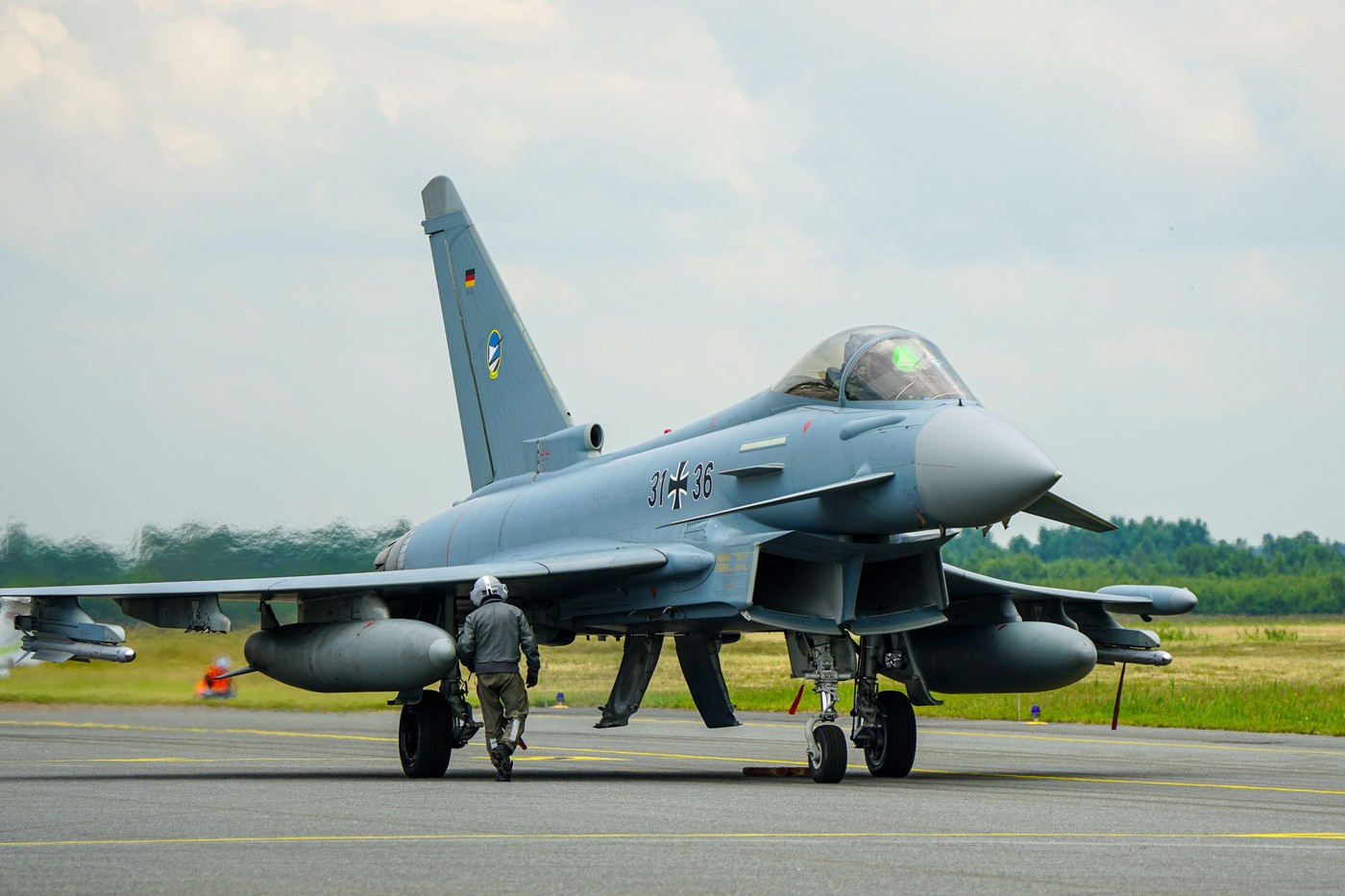 Avioanele NATO franceze au doborât o dronă care a intrat în 