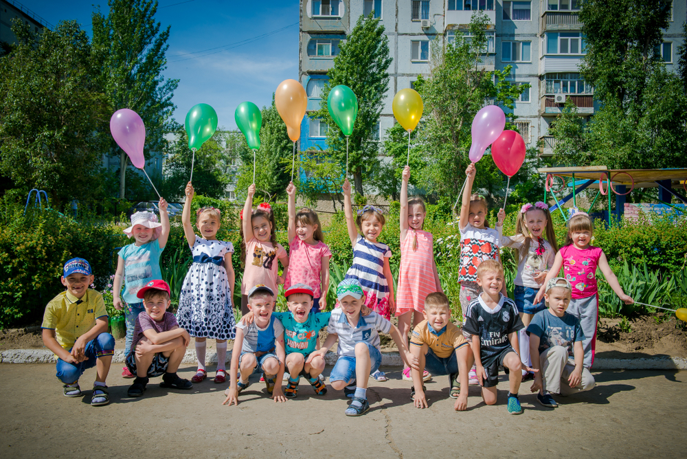 Grădinițe și școli de stat deschise în București î