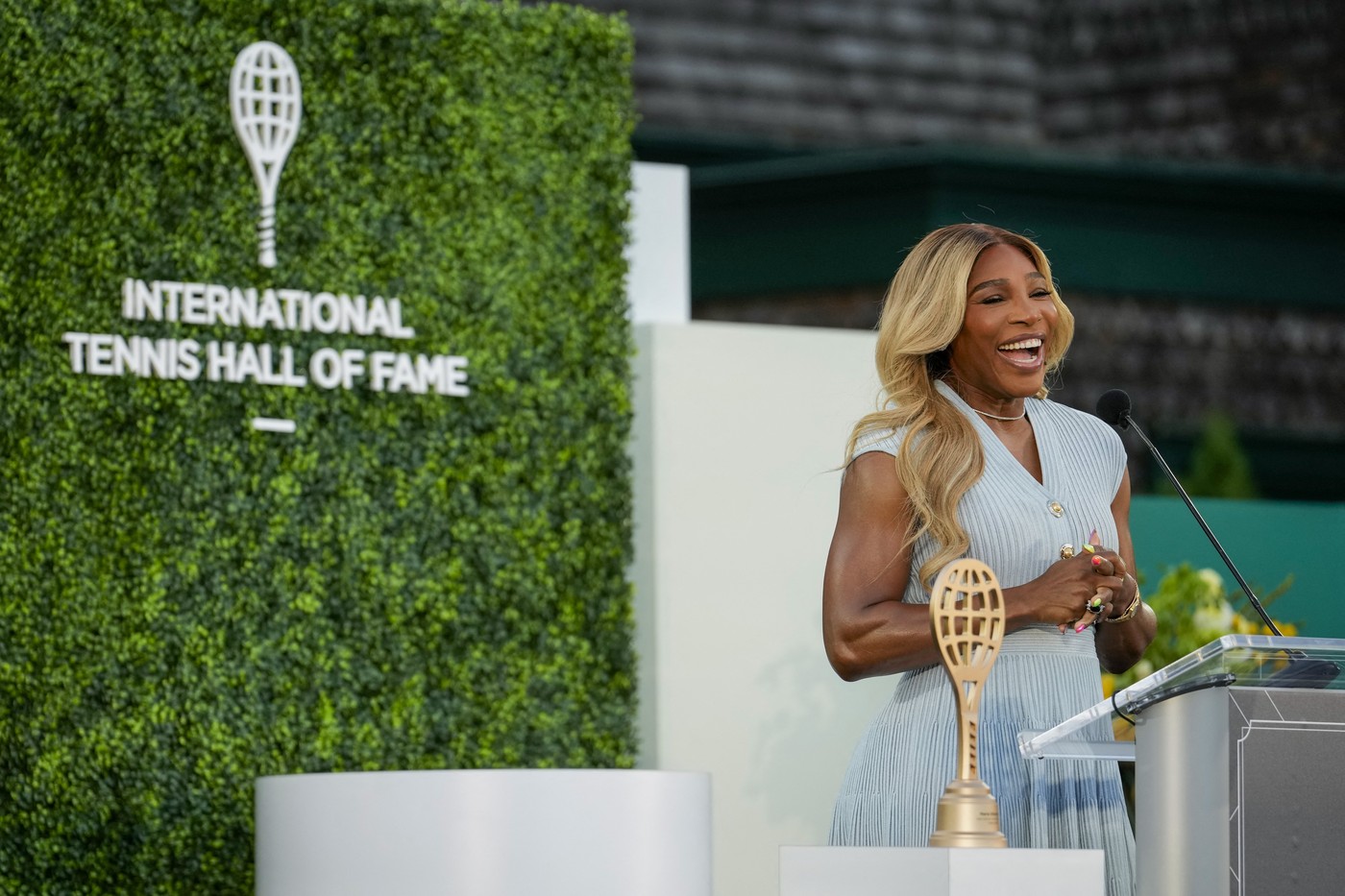 Serena Williams revine în tenis la Queen's Club