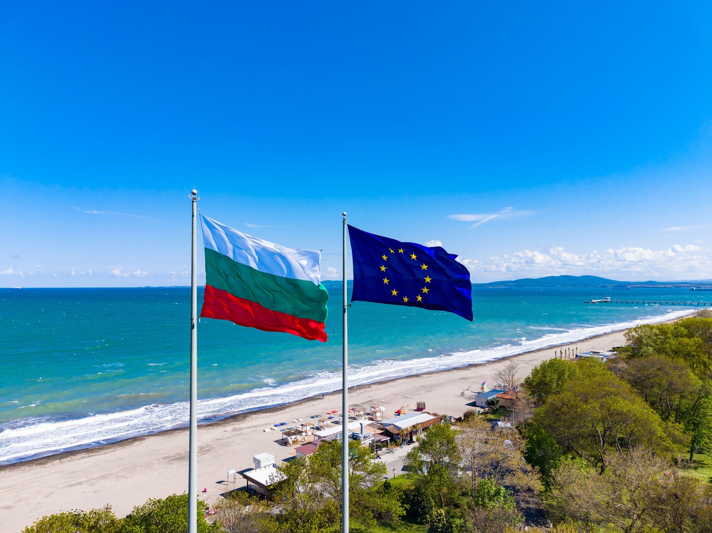 Bulgaria intră în alertă după explozia dronei de la Constanța. Pescarilor li s-a cerut să nu mai iasă în larg
