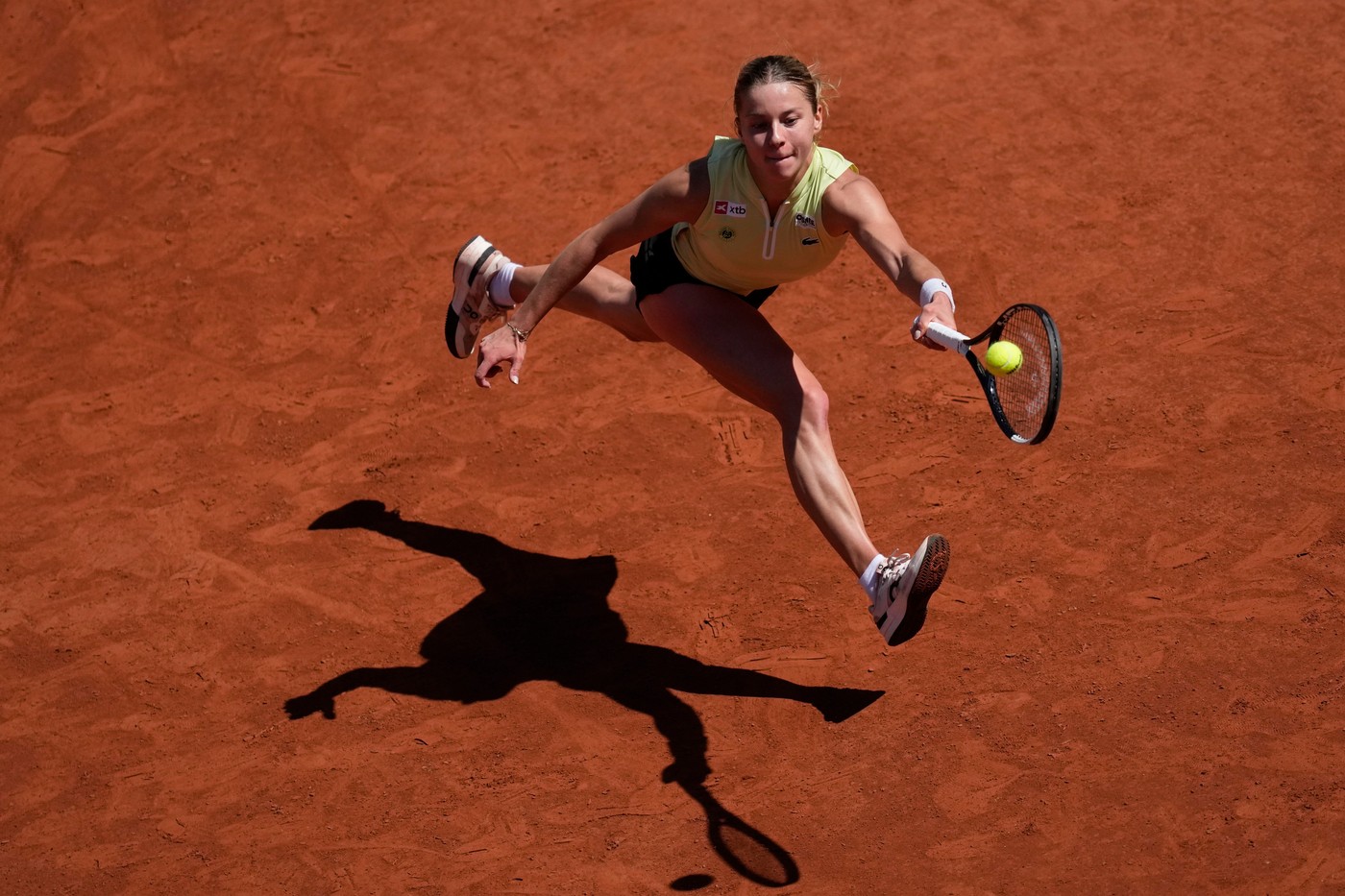 Miracolul polonez s-a oprit în finală la Roland Garros. Victorie la 19 ani