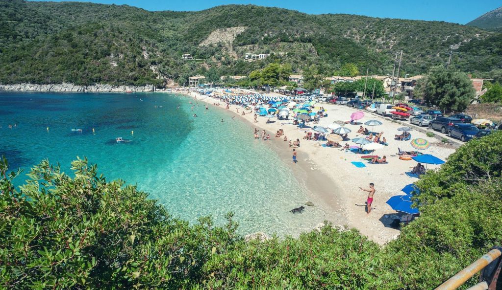 Plajă din Lefkada, Grecia. Foto: Shutterstock
