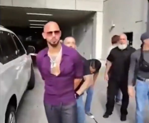 VIDEO Momentul în care Andrew și Tristan Tate sunt arestați de US Marshals în Miami