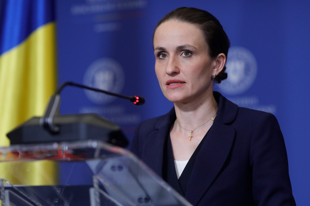 Ambasadorul Rusiei, convocat de urgență la MAE. Oana Țoiu: „Este inadmisibil și intolerabil ca Federația Rusă să continue”