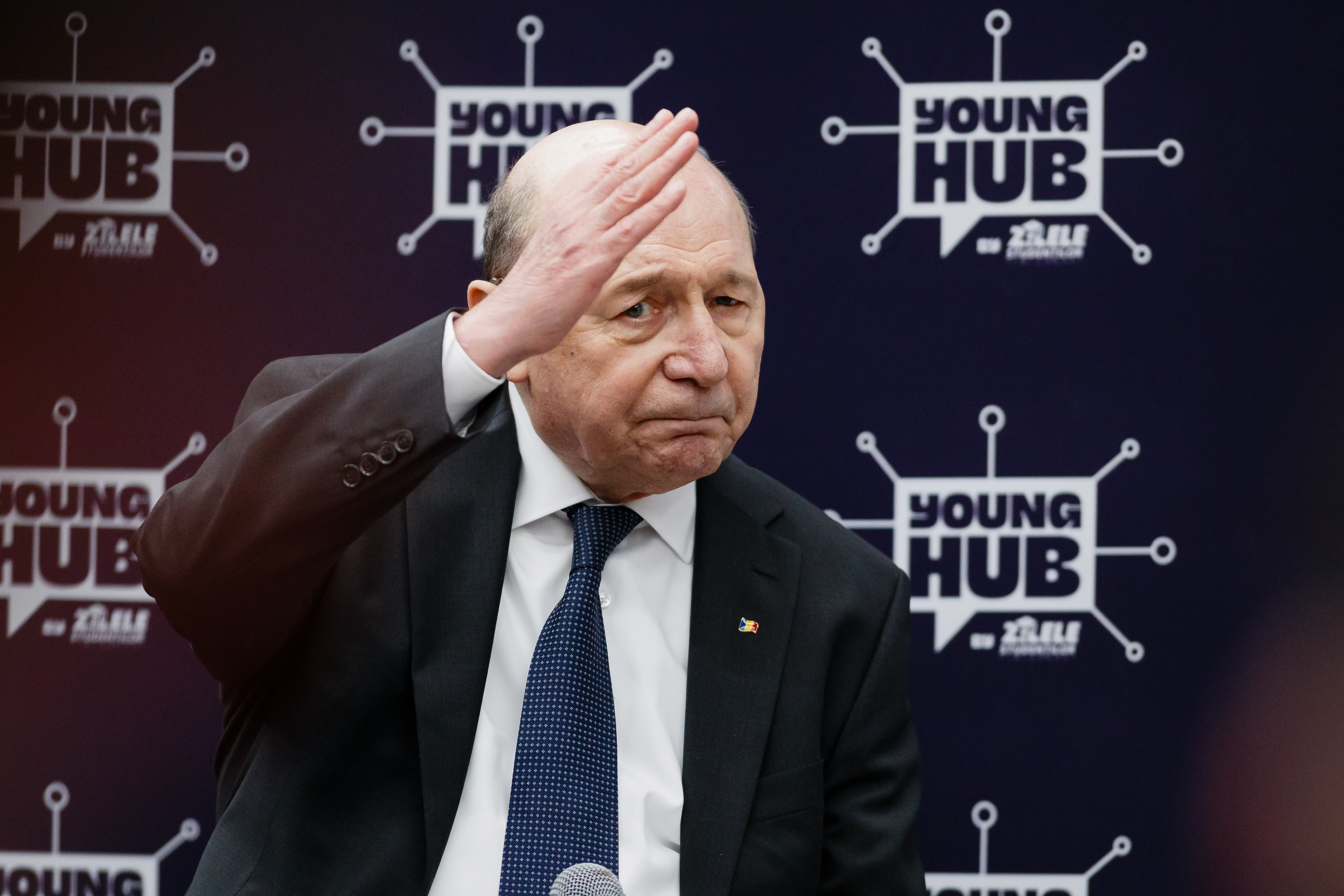 Traian Băsescu: Aplicarea Constituției este soluția pentru criza politică actuală