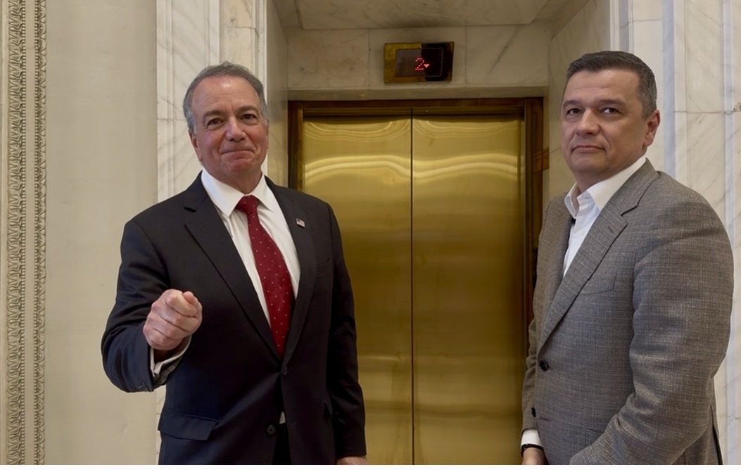Mesajul ambasadorului SUA la București despre criza politică. Darryl Nirenberg, întâlniri separate cu liderii partidelor