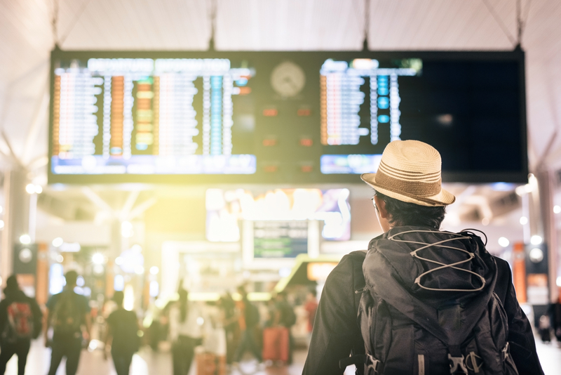 Probleme mari din nou pe ruta preferată și de românii care zboară în Asia. 265 de zboruri anulate și 1.139 cu mari întârzieri