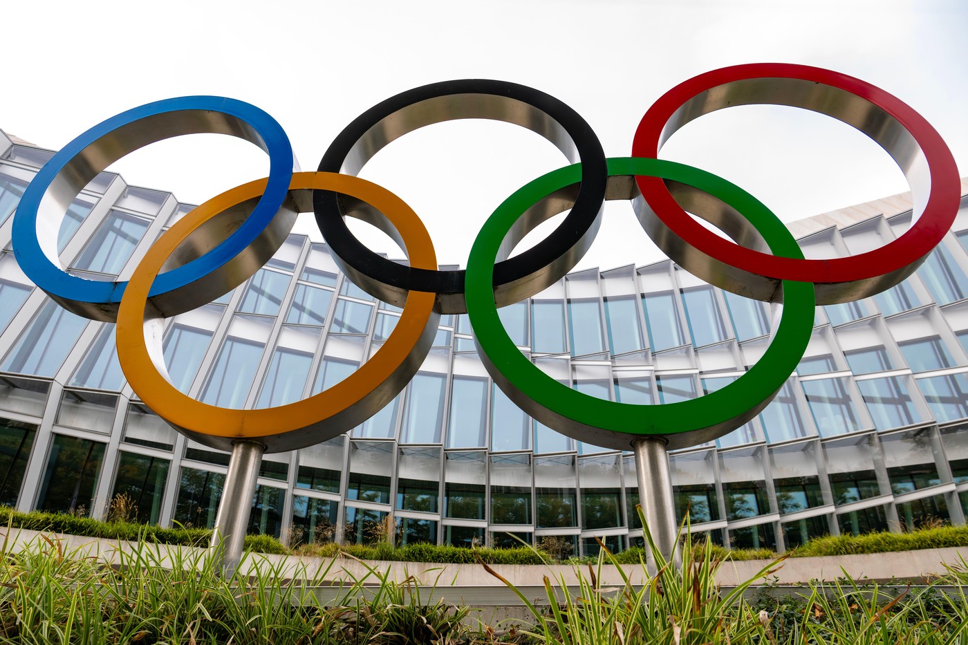 Nouă țări UE, inclusiv România, cer reducerea finanțării CIO pentru revenirea sportivilor ruși
