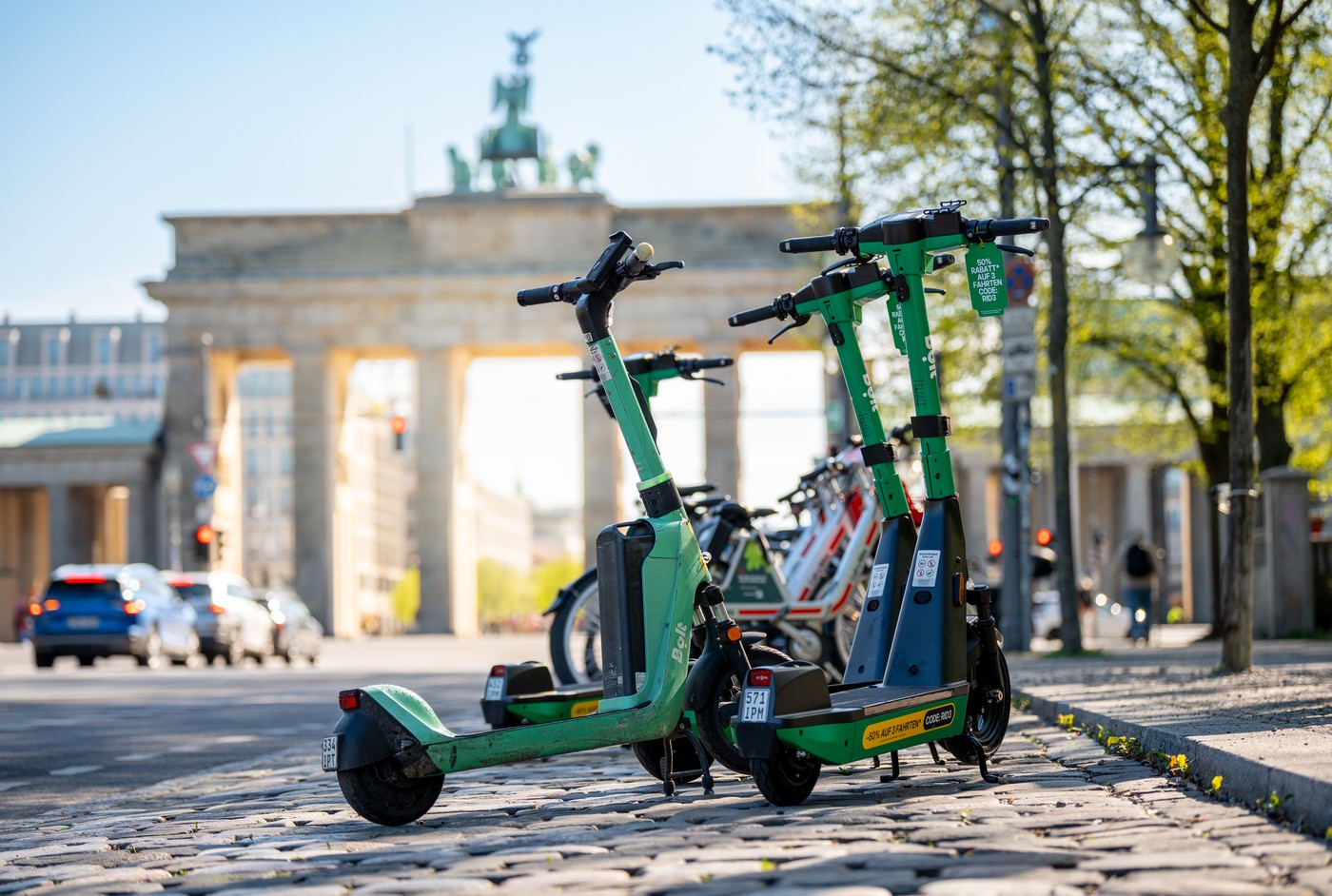 Germania: Reguli noi pentru trotinetele electrice după dublarea accidentelor