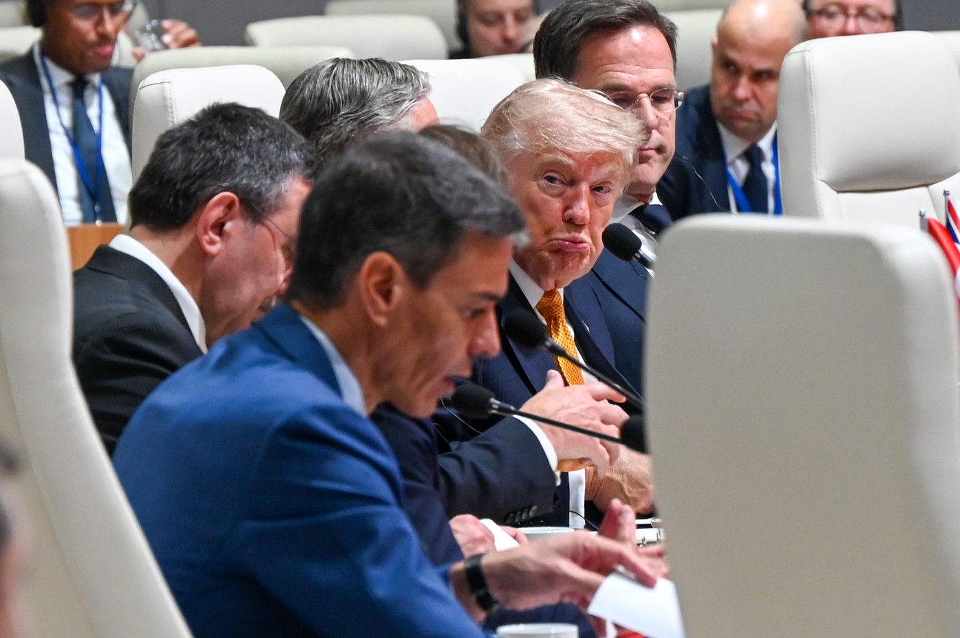 Trump, de la „partener îngrozitor” la „foarte generoasă” pentru Spania