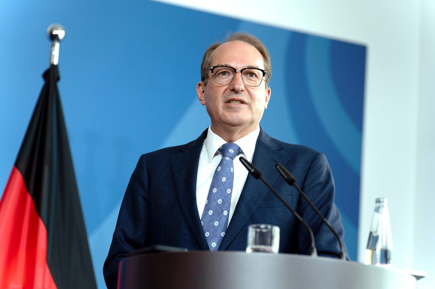 Germania este „într-o situație de mare amenințare”. Despre ce pericol sporit avertizează ministrul Internelor de la Berlin
