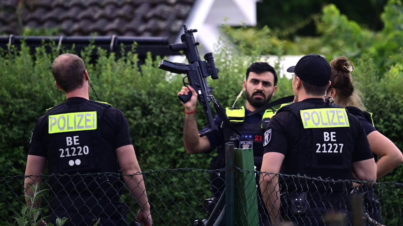 Suspectul atacului de la marșul Pride din Berlin a fost ucis după 16 ore de căutări. Anunțul autorităților germane