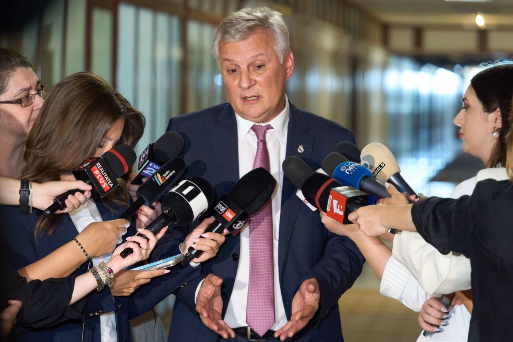 Daniel Zamfir, după ce a picat legea ANI: „Amendamentul n-a fost făcut pentru Dominic Fritz. Sunt câteva mii de aleși locali în această situație”