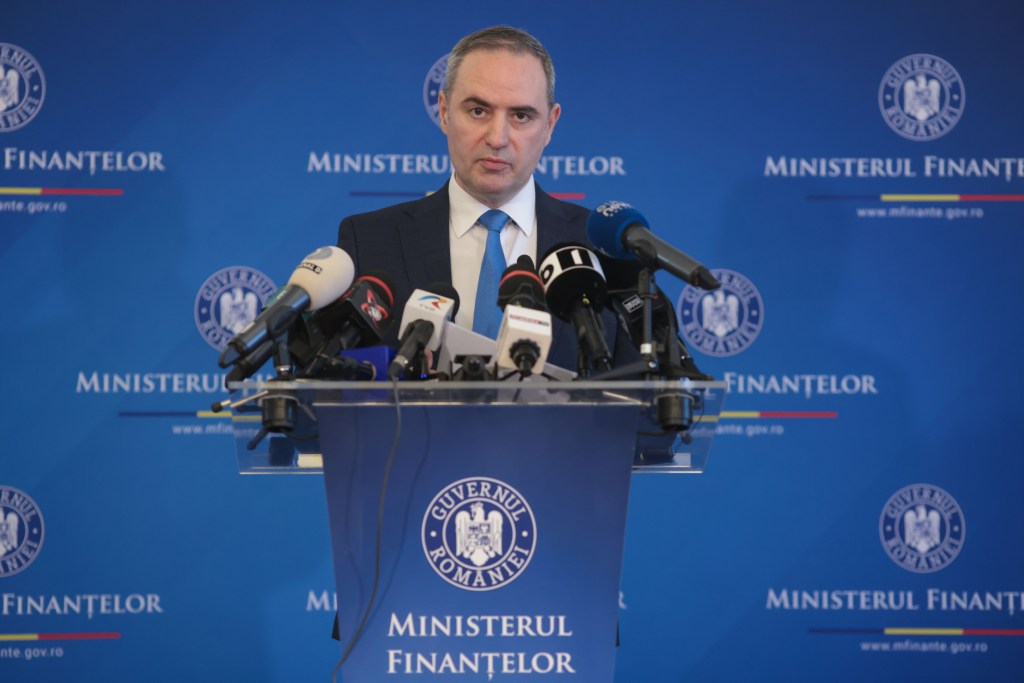 În prima lui reacție după decizia Fitch, ministrul de Finanțe indică „elementul cel mai sensibil” al raportului