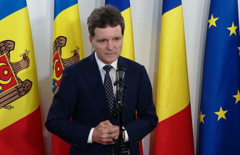 Nicușor Dan, conferință de presă la Ambasada României de la Chișinău Foto: captură Youtube