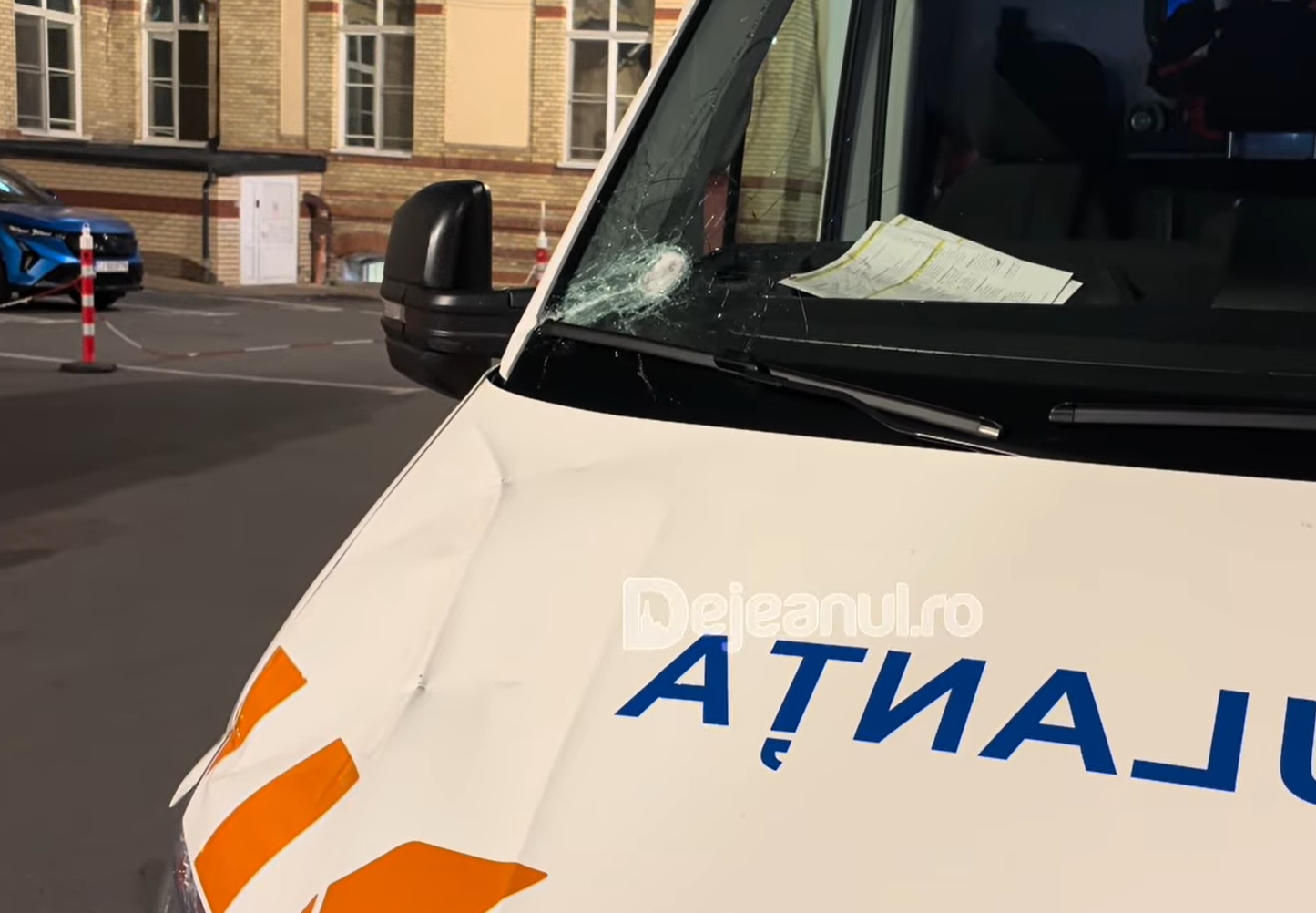 Șapte persoane au fost arestate după atacul violent asupra unei ambulanțe din Cluj