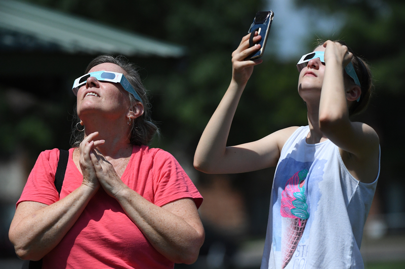 Eclipsa totală din 12 august transforma un sat spaniol într-o capitală a astroturismului