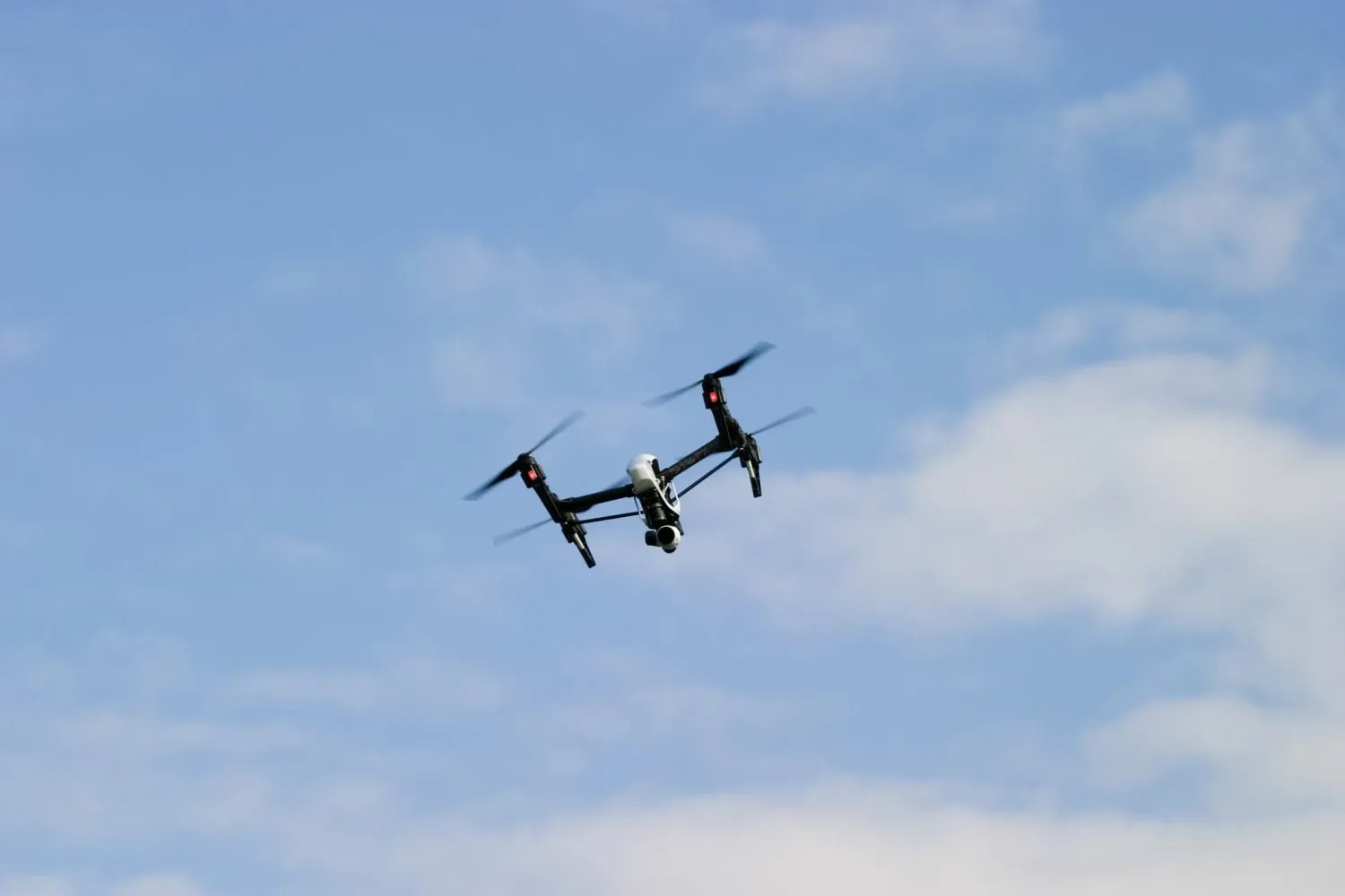 MApN: România și Ucraina discută dezvoltarea unor noi tipuri de drone. Buget de 200 milioane EUR