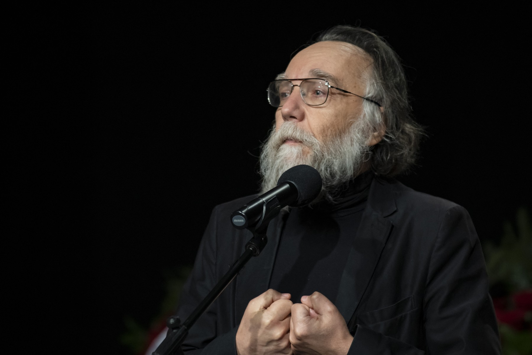 Aleksandr Dughin îndeamnă la abandonarea marilor orașe ale Rusiei: „Nu vor mai exista nici Moscova, nici Sankt Petersburg, nici Ekaterinburg”