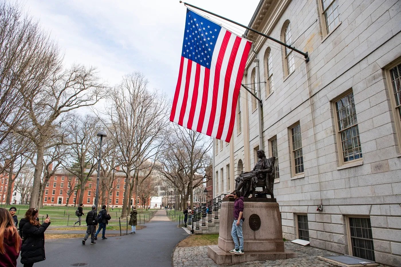 Universitatea Harvard va plăti 53.000.000 de dolari în scandalul traficului de cadavre pe piața neagră - HotNews.ro