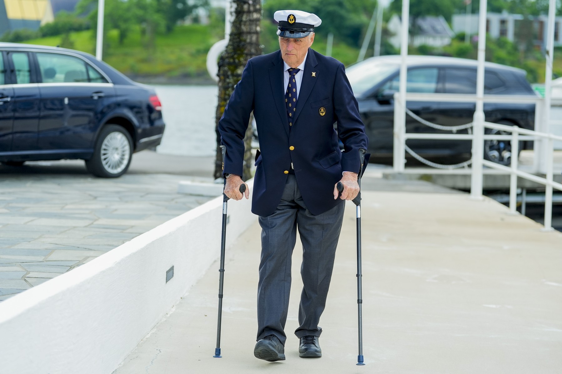 Cel mai bătrân rege din Europa, internat în spital, după două săptămâni de tratament cu cortizon care a mers prost