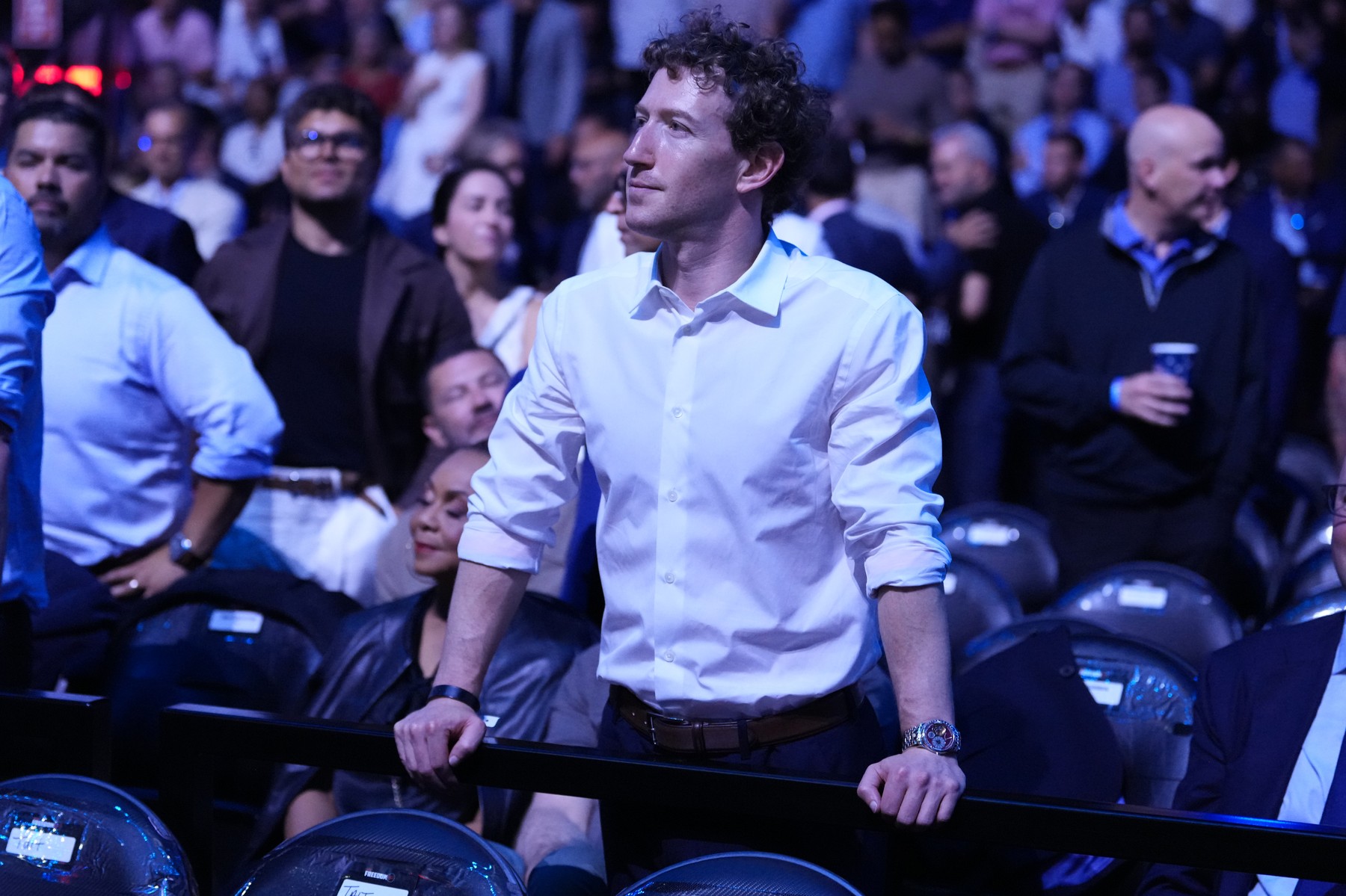 Mark Zuckerberg crede că AI va genera mai multe companii, dar cu mai puțini angajați