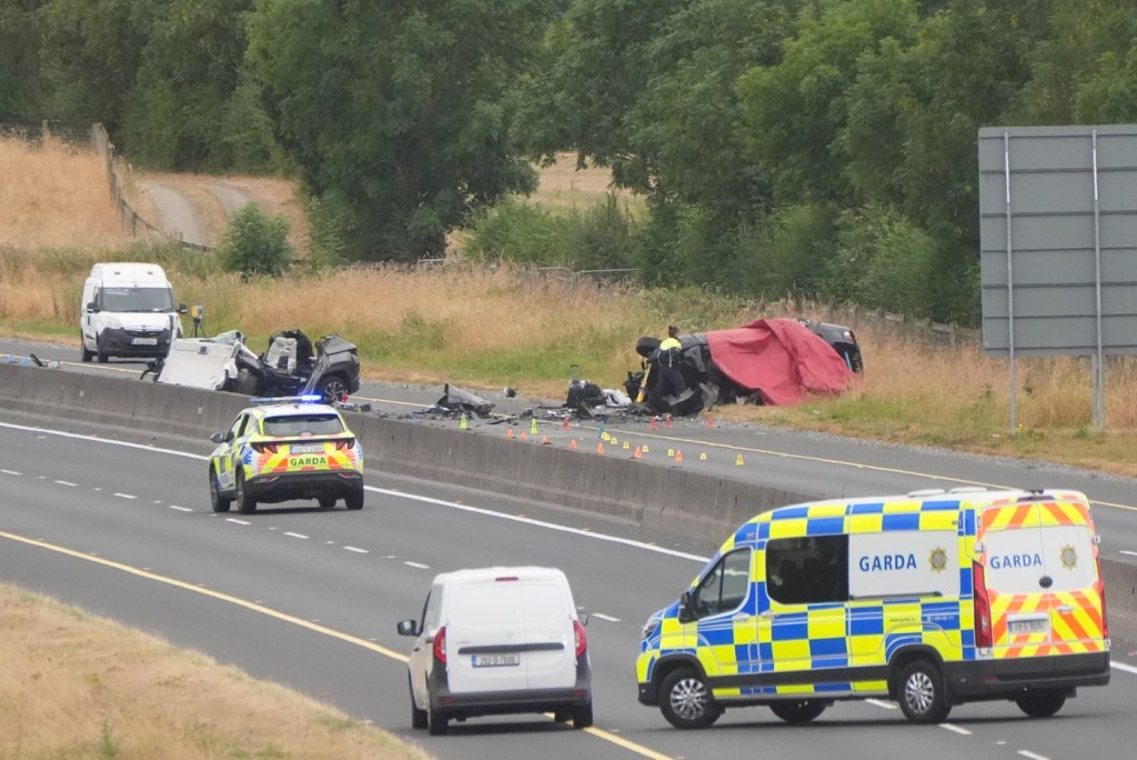 Avertisment după o tragedie cu cinci morți și o mașină pe contrasens pe autostradă. „O fac pentru like-uri”