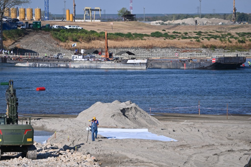 Centrala nucleară de la Paks a evitat oprirea. Cum a reușit Ungaria să crească nivelul apei din Dunăre