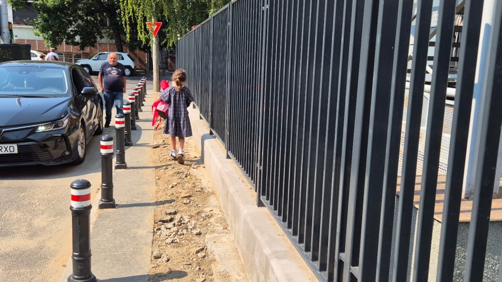 Șanțul de pe strada Tunari. Foto: HotNews / Catiușa Ivanov