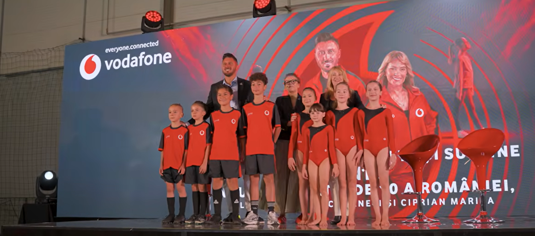 Vodafone lansează proiectul GEN10 alături de Nadia Comăneci și Ciprian Marica