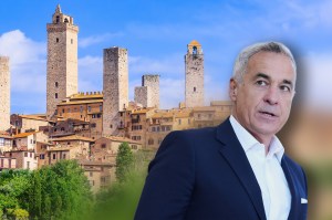 Călin Georgescu. Foto: Shutterstock, Profimedia. Colaj HotNews