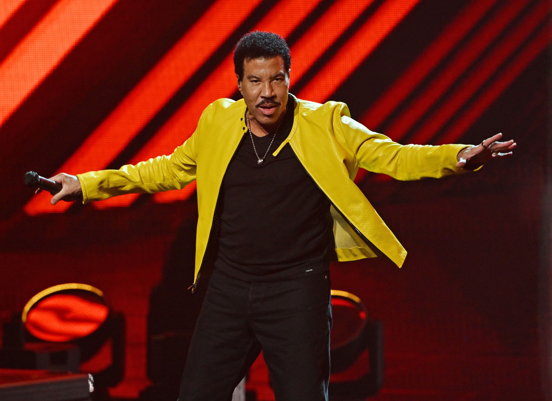 Lionel Richie a fost internat la terapie intensivă după un concert la St. Louis