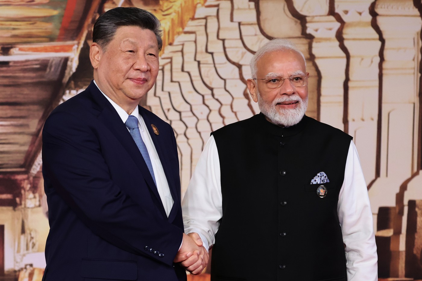 Summitul BRICS: Xi încearcă să-l câștige de partea sa pe Modi / Declarația comună îndeamnă la „maximă reținere” în conflictul din Orientul Mijlociu
