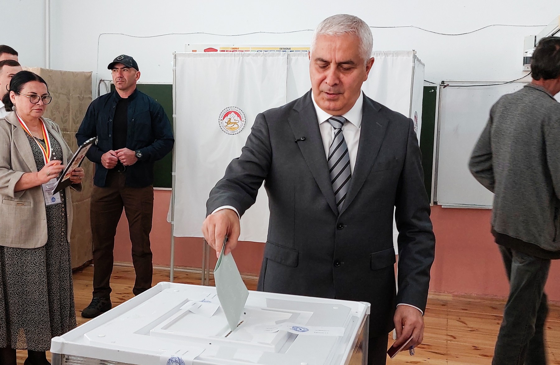 Marat Kambolov elected president of South Ossetia