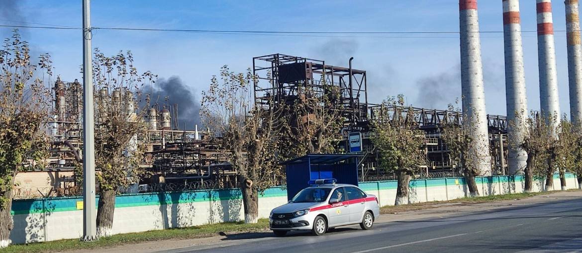 Atac masiv cu drone asupra Rusiei, care spune că a doborât 1.300 de drone. Ce a lovit Ucraina