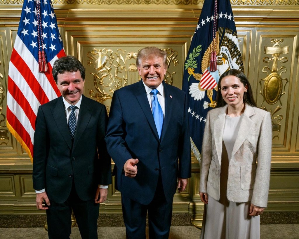 Nicușor Dan alături de Donald Trump. Foto: X