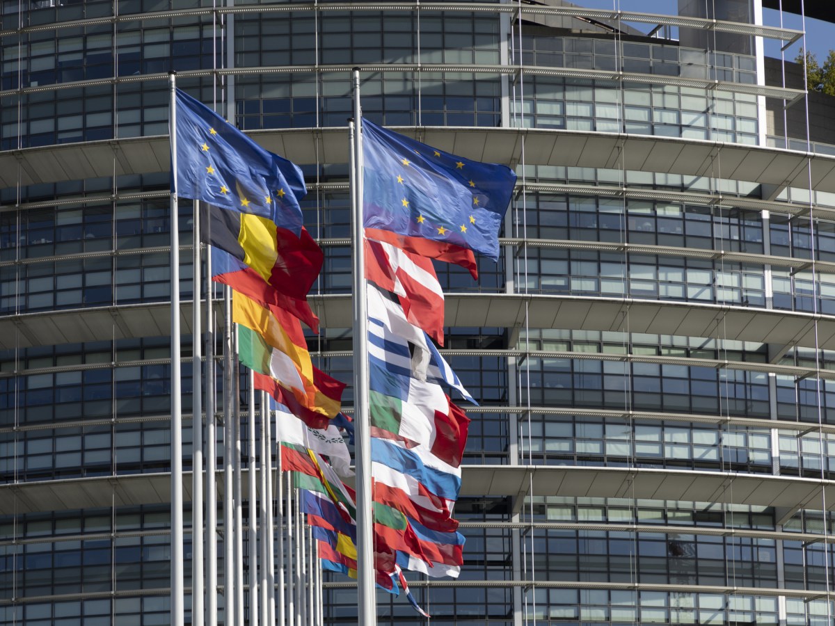 Bruxelles prezintă azi propunerile pentru a face „pilula” extinderii mai ușor de înghițit pentru cei 27