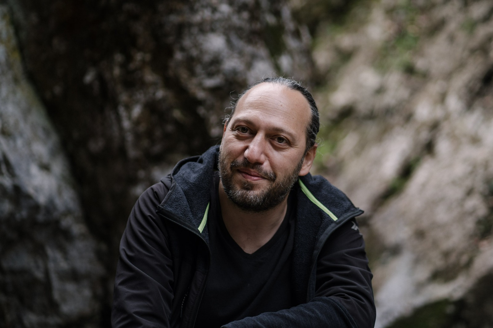 Scriitorul Matei Florian prezintă poveștile montaniarzilor singuratici