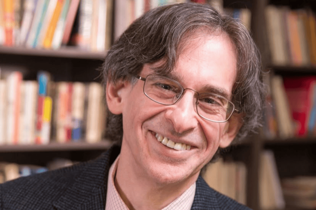 Alfie Kohn pledează pentru o educație centrată pe elev, în care explorarea activă, colaborarea și înțelegerea profundă a lumii iau locul memorării mecanice/ FB Alfie Kohn