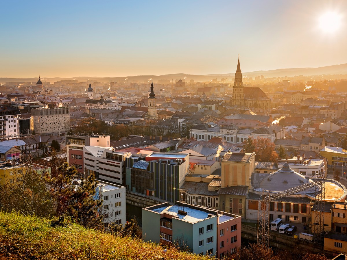 Cluj-Oradea se desprinde de restul țării. Nord-Vestul este a doua regiune a României după veniturile gospodăriilor