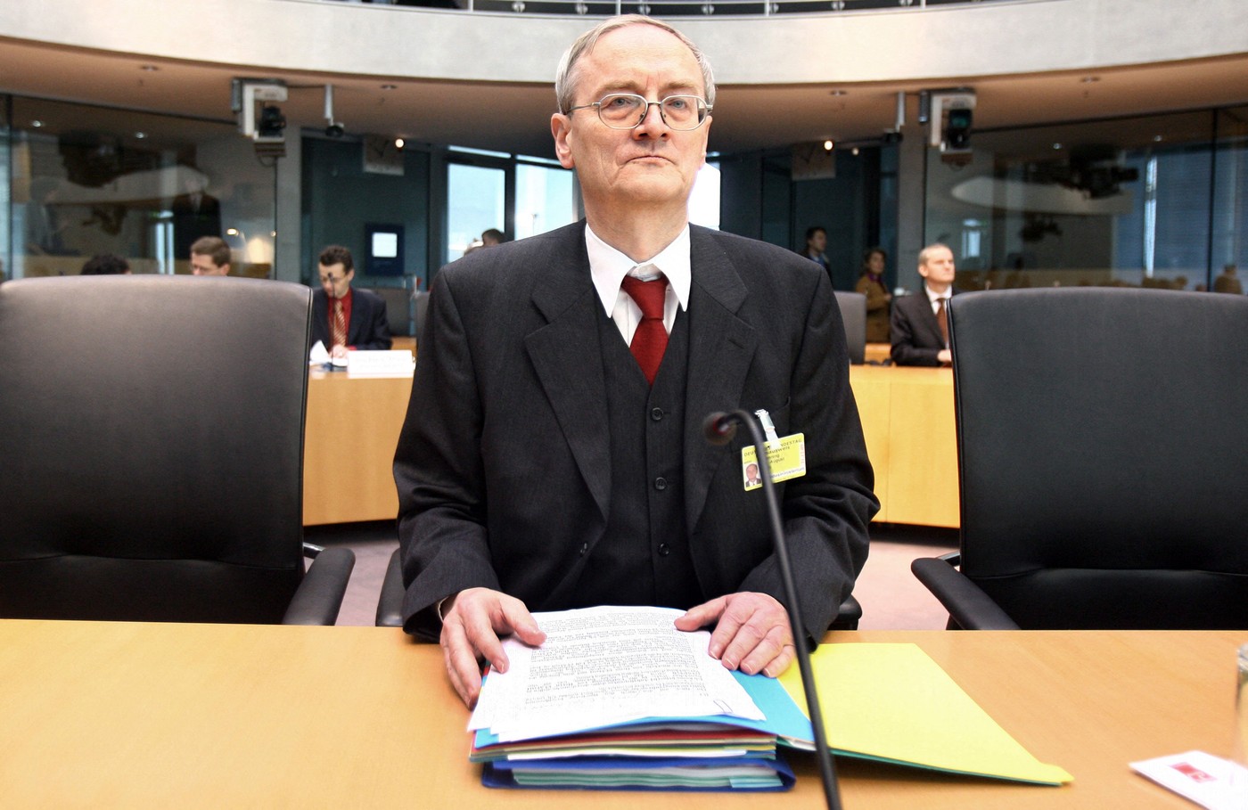 Fostul șef al serviciului german de informații externe, arestat pentru spionaj și trădare