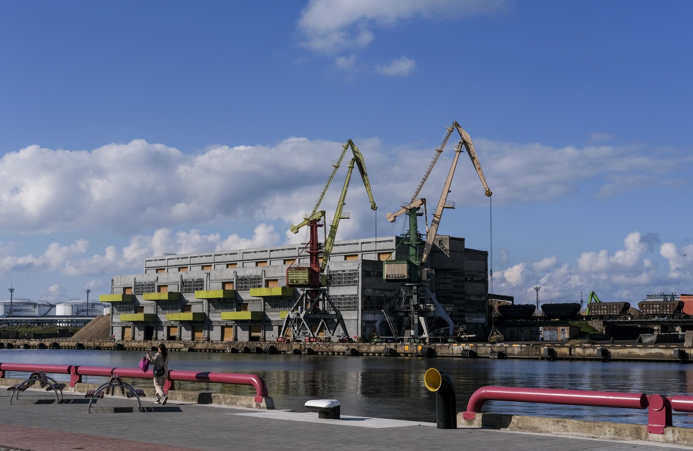 O rută neașteptată pentru exporturile de cereale ale Moscovei. În septembrie, două treimi au trecut printr-o țară considerată o adversară a Rusiei